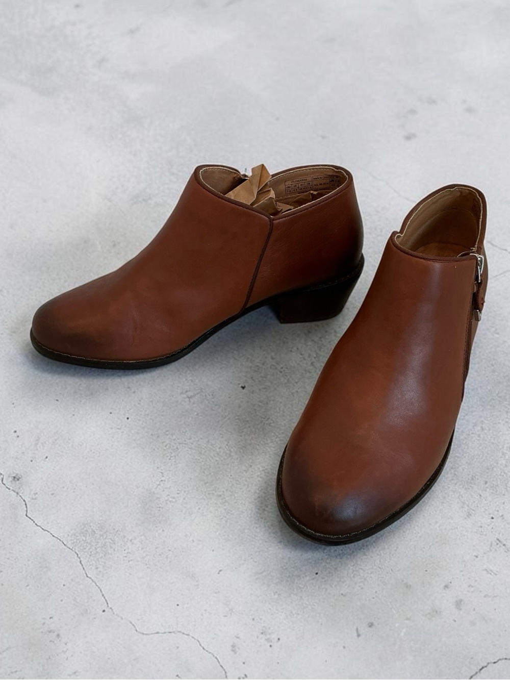 Vionic Jolene Brown Leather Ankle Boots Booties Orthotic Friendly Size 7.5 - Picture 2 of 14